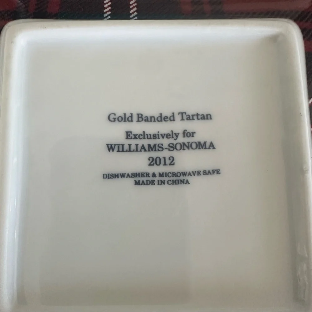 Williams-Sonoma Gold Banded Red Tartan Plate